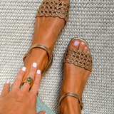 Estrella™ | Sandalias Doradas con Diseño Calado