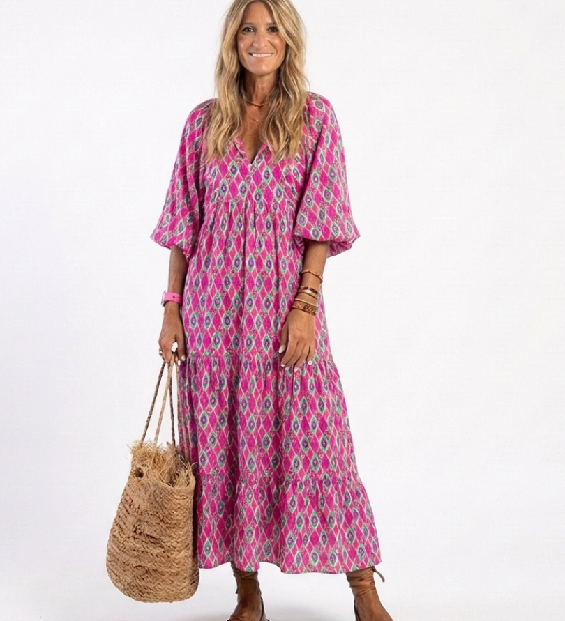 Celine | Painettu kolmevarttinen hiha ja V-pääntie midimekko