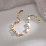 Olivia | Brilliant Pearls -helmirannekoru sydämellä