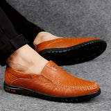 Loaferit tyylikästä nahkaa