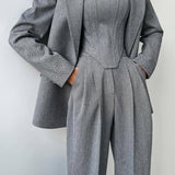 Eleganssi | Kolmiosainen setti