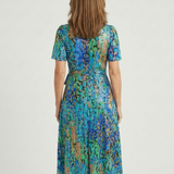 Chloe | Midimekko abstraktilla kuviolla